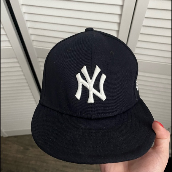 Yankees flat hat - Picture 1 of 3